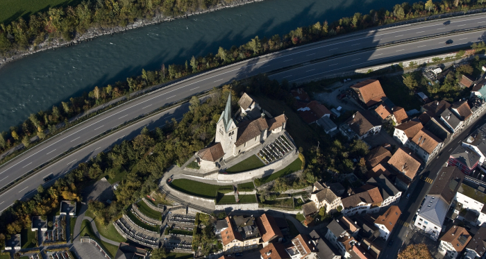 Domat/Ems mit Rhein