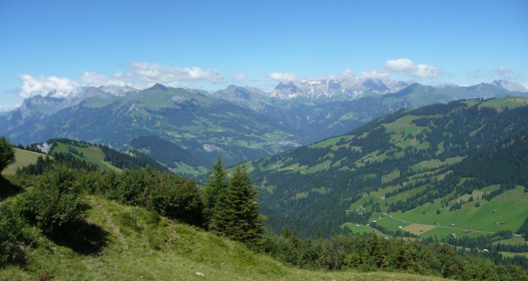 Blick auf Berg und Tal Blick auf Berg und Tal