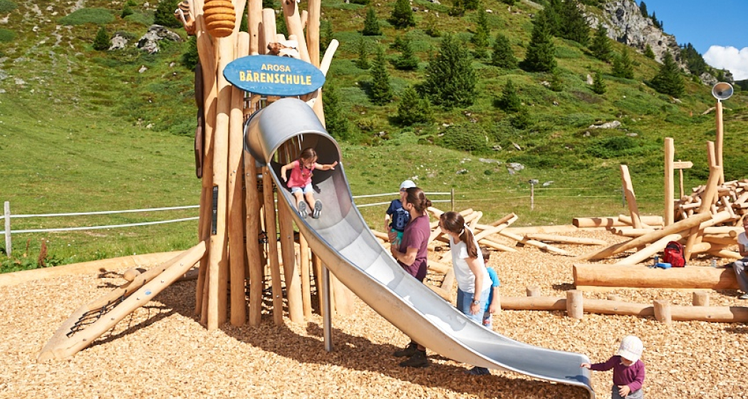 Spielplatz Bärenschule Arosa Bärenland Spielplatz Bärenschule Arosa Bärenland