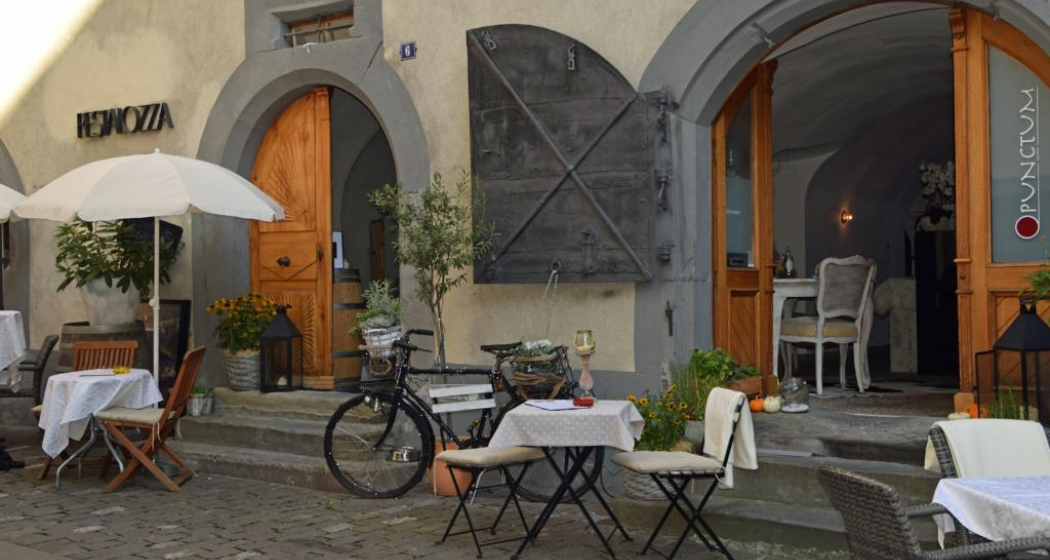 Punctum – Restaurant & Apéro Bar Punctum – Restaurant & Apéro Bar