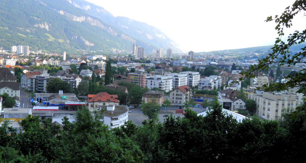 Blick am Morgen über Chur vom Fuss des Pizoggel Blick am Morgen über Chur vom Fuss des Pizoggel