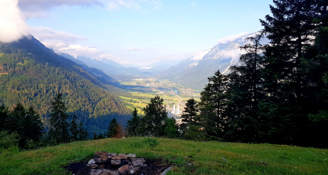 Ausblick vom Mittenberg ins Churer Rheintal Ausblick vom Mittenberg ins Churer Rheintal