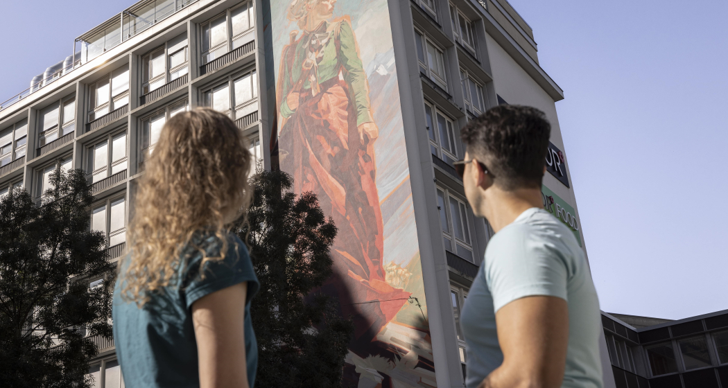 Public Guided Tour of the Old Town Chur (gdl_854939208_image)
