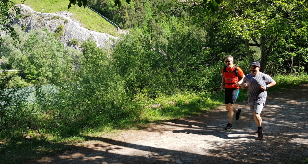 Am Rheinufer Am Rheinufer