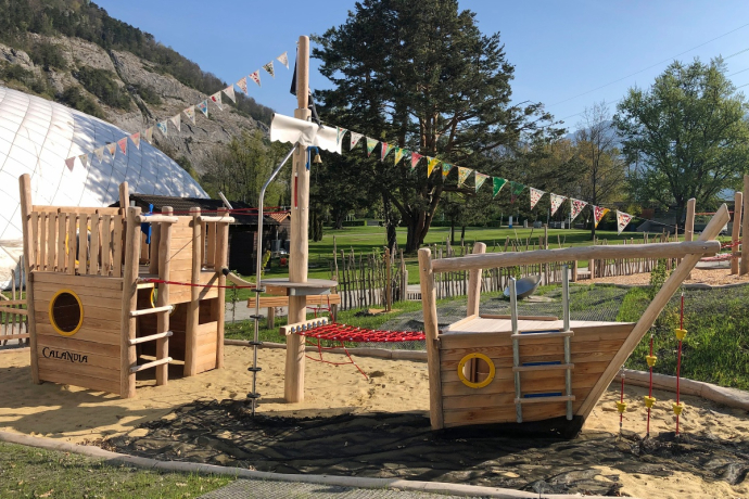 Playground outdoor pool Obere Au