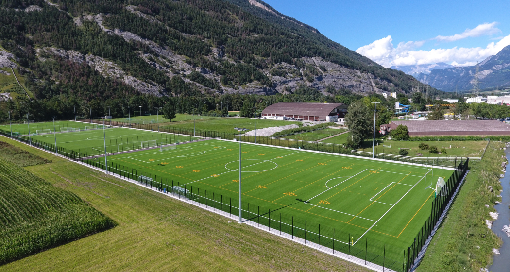 Kunstrasenplätze Obere Au mit Drohne