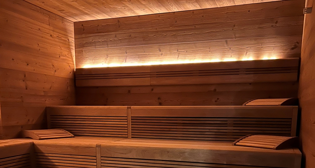 wellness_sauna_finnisch_gemischt_sandrostaub_3b
