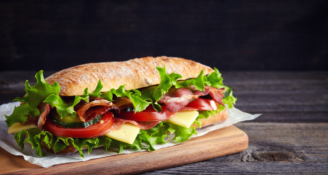 gastro_sportrestaurant_sandwich_adobestock_2400