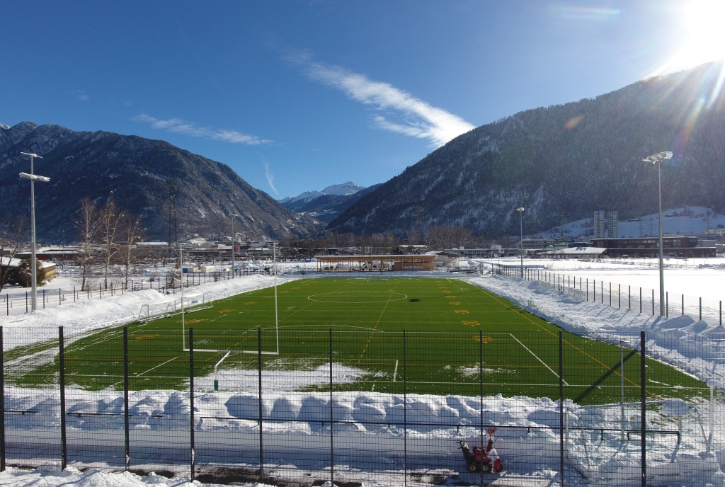 Kunstrasenplatz Obere Au Chur im Winter