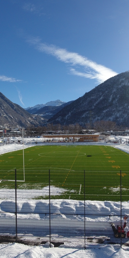 Kunstrasenplatz Obere Au Chur im Winter