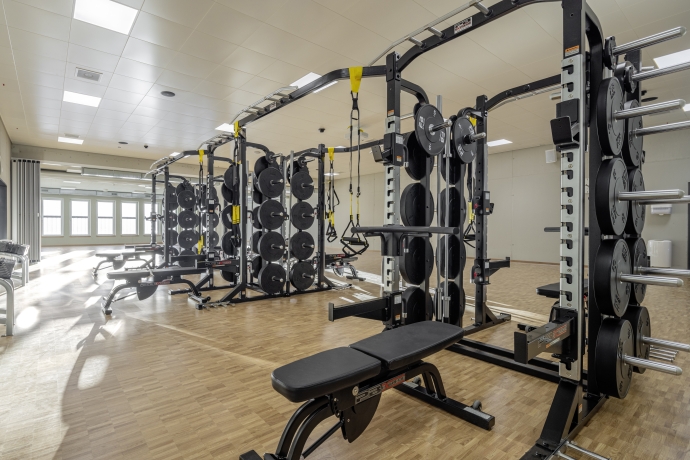 eislauf_obereau_trainingseishalle_athletikraum_alicedasneves_1