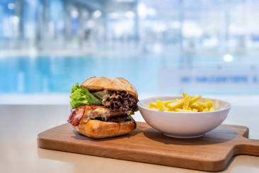 gastro_sportrestaurant_burger_daniammann_6_retuschiert_4800